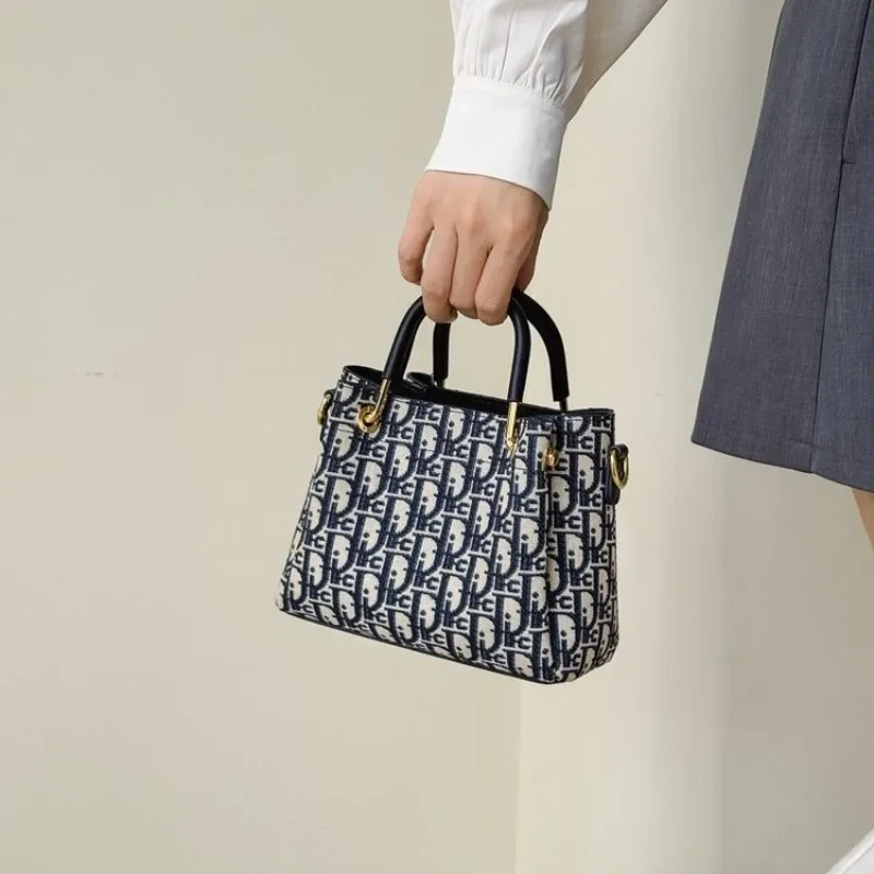 Elegante Borsa a Mano in Pelle - Luxury Bags Sale recensione e prezzo