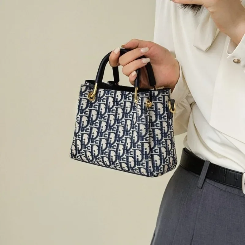 Elegante Borsa a Mano in Pelle - Luxury Bags Sale recensione e prezzo