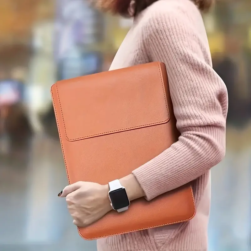 Custodia protettiva per laptop - Laptop Bag Leather 15 recensione e prezzo