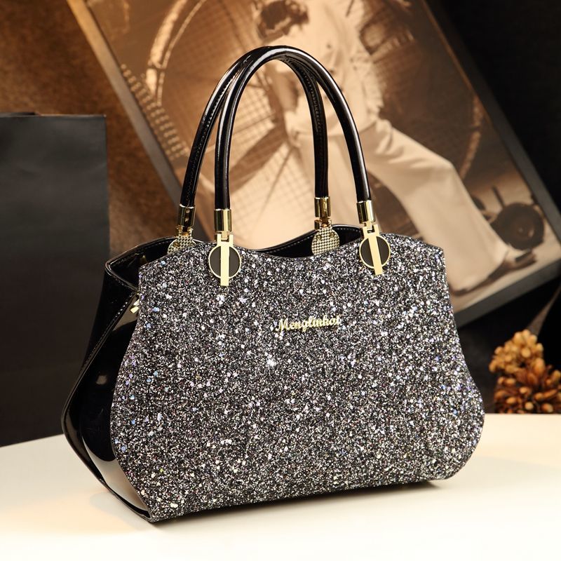 Borsa a Tracolla in Pelle di L - Luxury Bags Sale recensione e prezzo